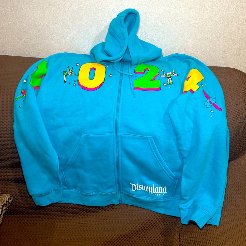 Disneyland Resort 2024 Zip Hoodie Size 1X Tinker Bell Dumbo Buzz Disney Parks